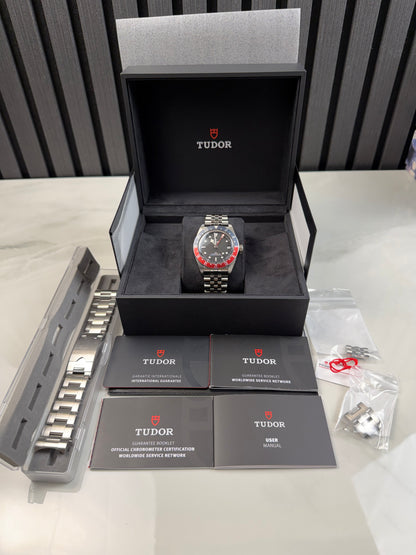 Tudor GMT Pepsi