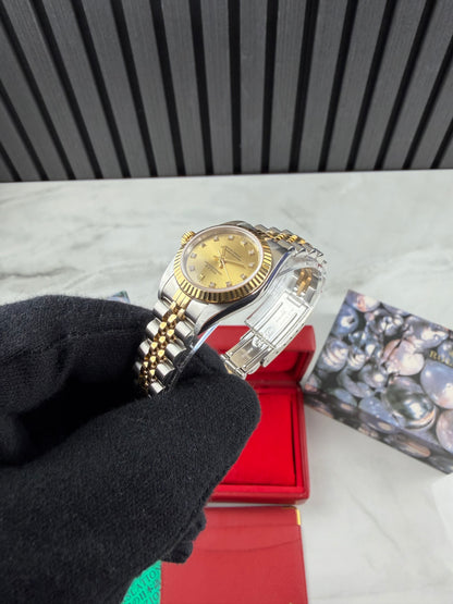 2001 Rolex Oyster Perpetual 26mm